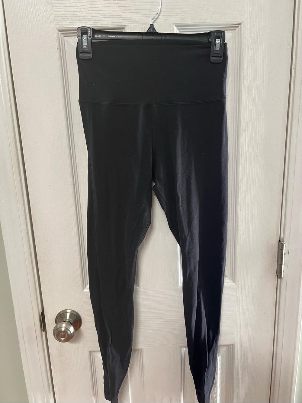 Lululemon Align Pant *Full Length 28"
Black